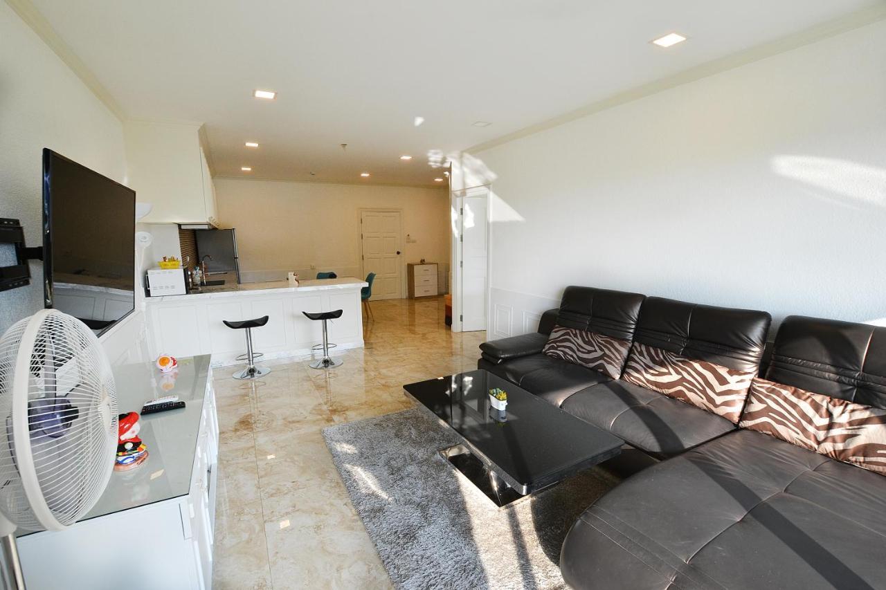 View Talay 6 By Cando Appartement